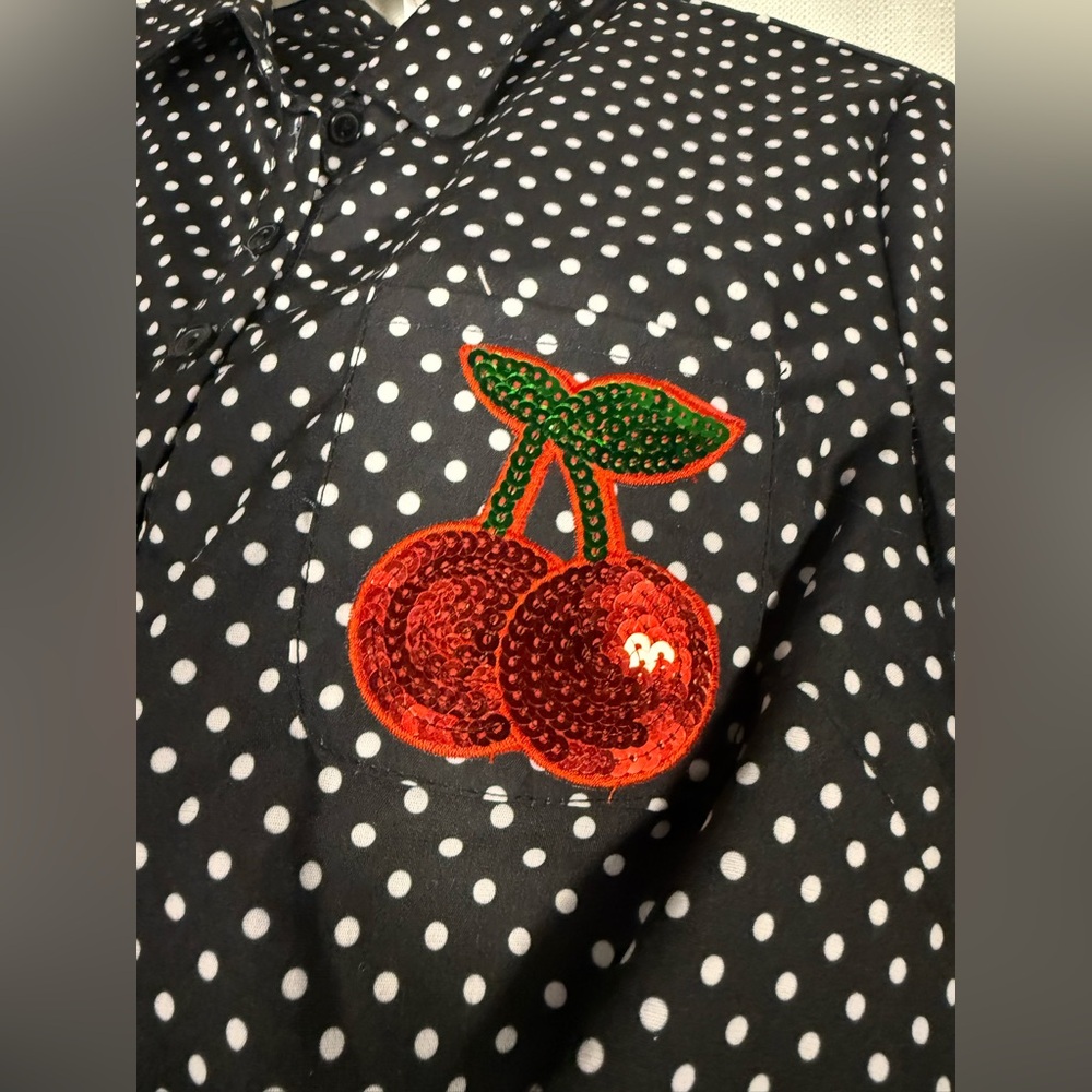 Costumes USA Retro Black and White Polka Dot Sequin Cherry Tie Crop Top - Picture 4 of 6